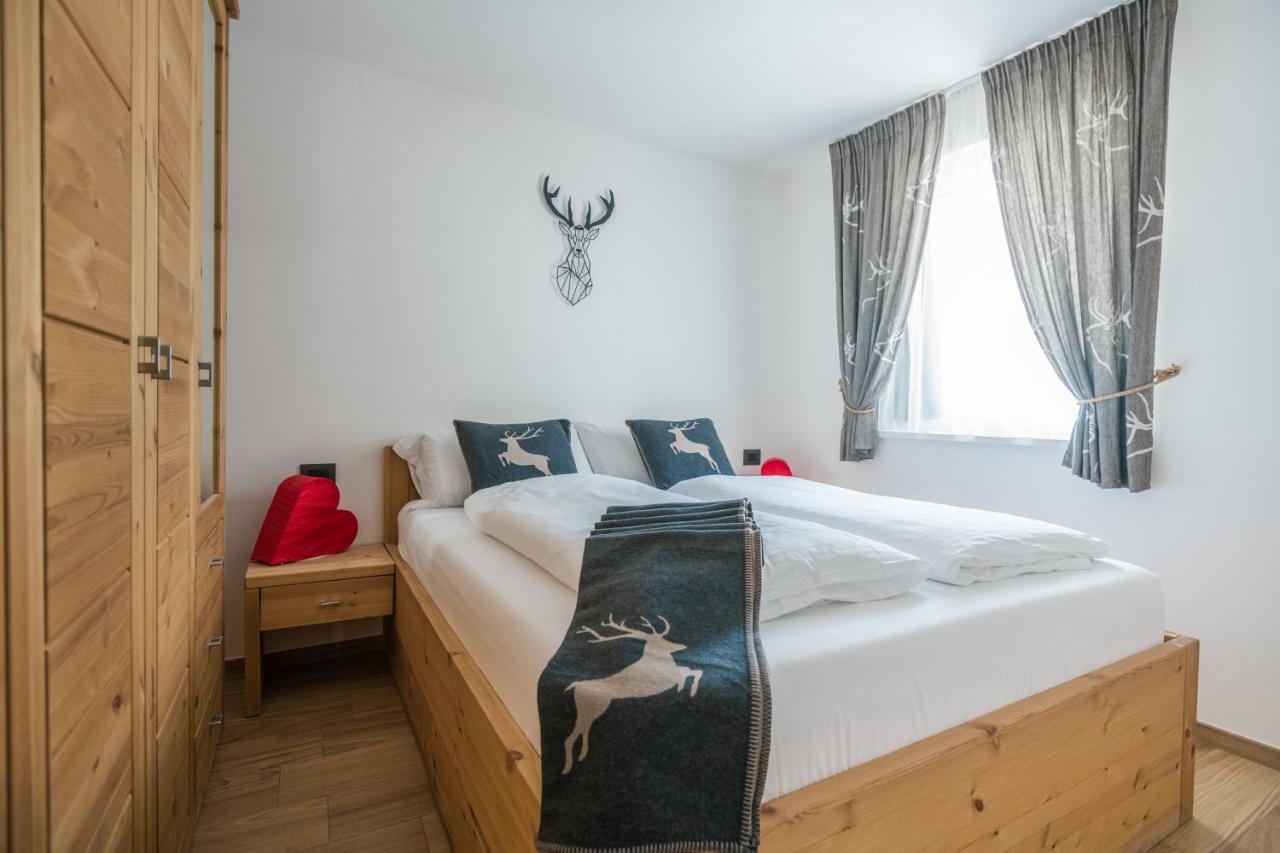 Piccola Cesa B&B Canazei Bagian luar foto